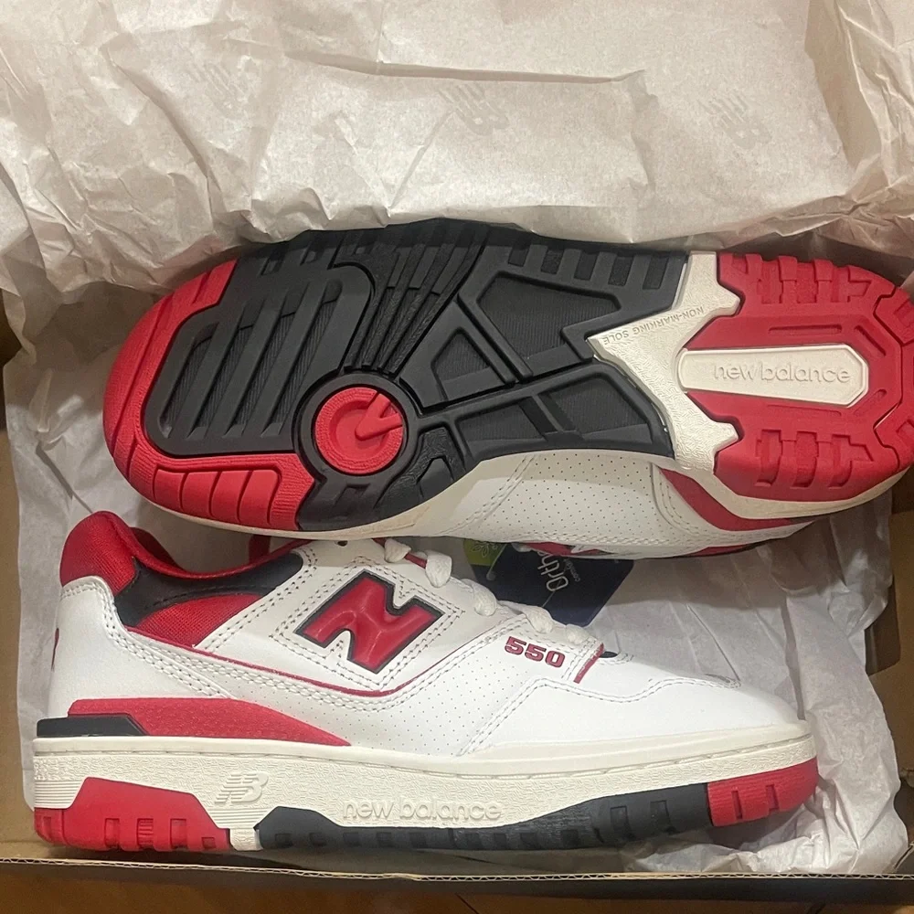 New Balance 550 Sneakers